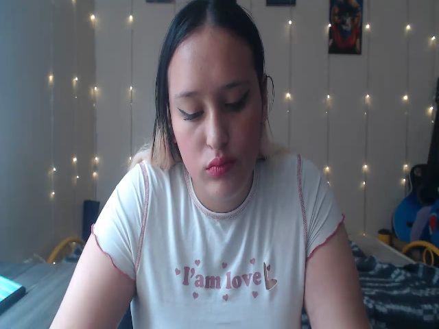 Live sex webcam photo for Sammy_branw18 #271390956