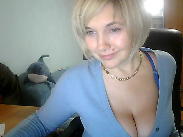 Live sex webcam photo for Vivid_Glance #271378762