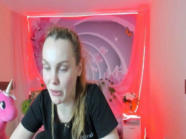 Live sex webcam photo for Dg_coher #271378810