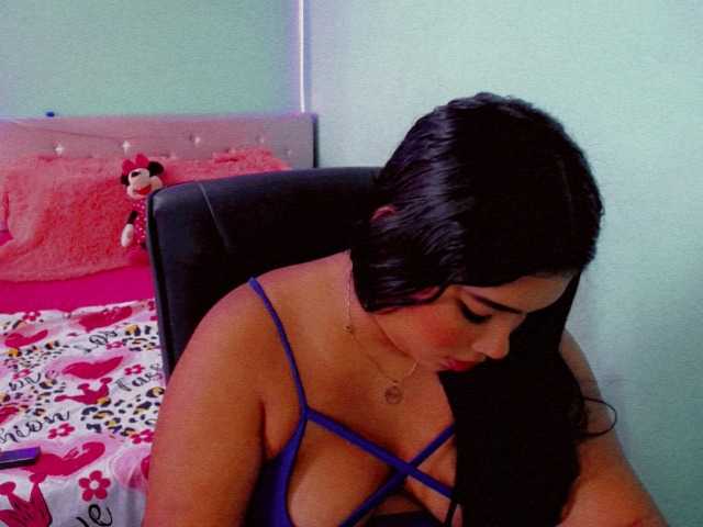 Live sex webcam photo for ateneagoddes #271389276