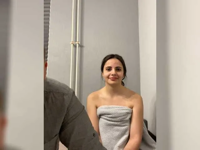 Live sex webcam photo for Stellau #271376502