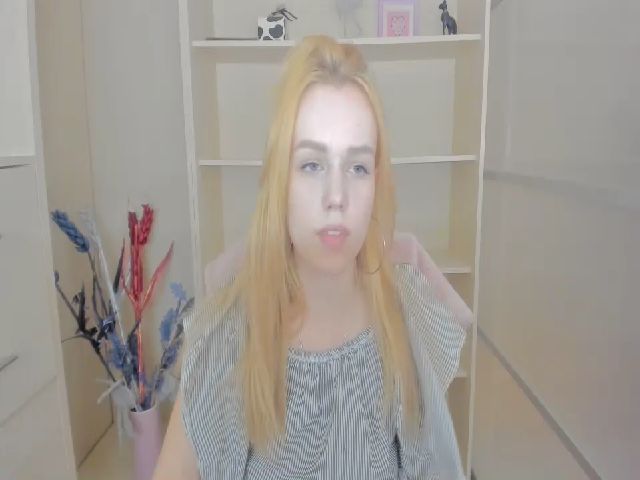 Live sex webcam photo for Manyska5 #271390651