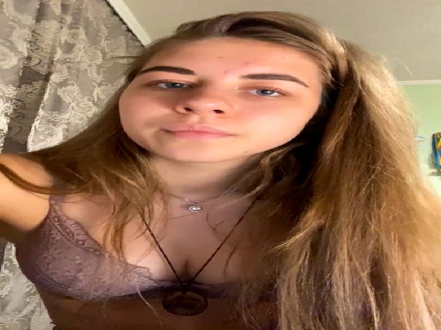 Live sex webcam photo for Dancelady18 #271378273