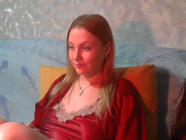Live sex webcam photo for HellyRiddle #271383064