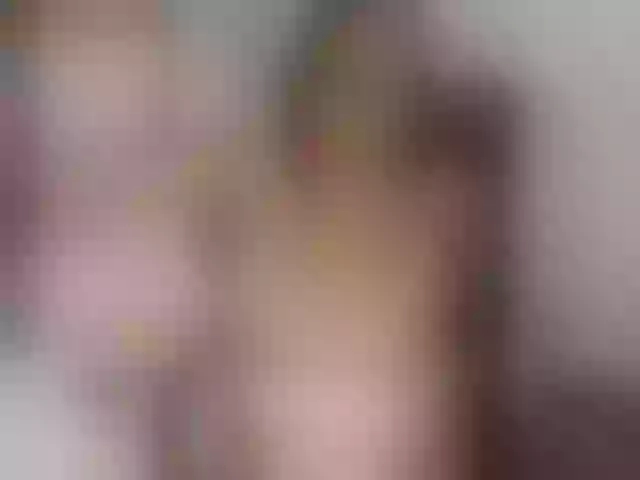 Live sex webcam photo for miacooper #271405552