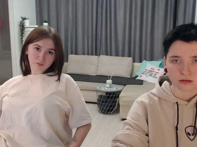 Live sex webcam photo for BugaGirls #271404496