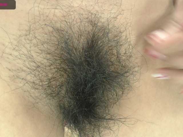 Live sex webcam photo for SweetBarbie #271393392