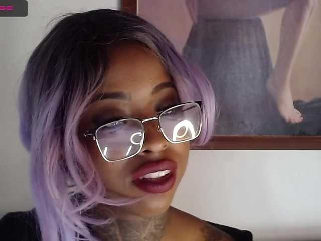 Live sex webcam photo for samantaafox #271401300