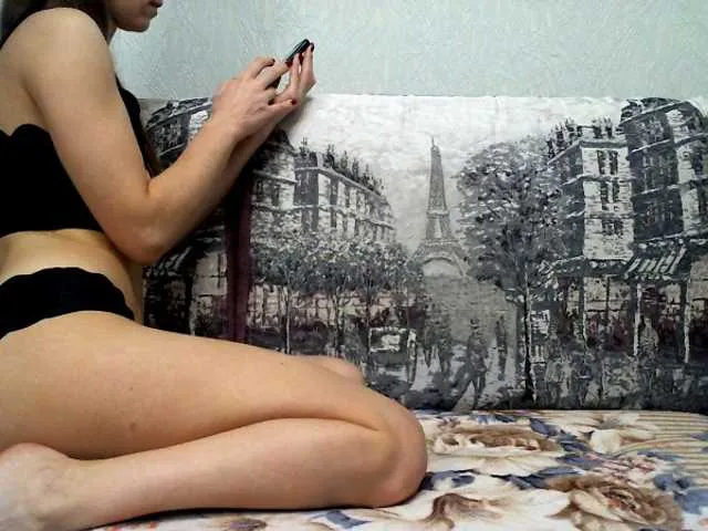Live sex webcam photo for TinyJane #271401232
