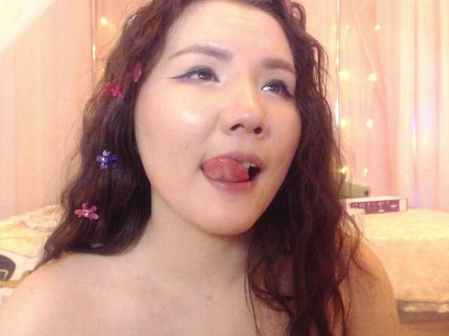 Live sex webcam photo for AniBlein #271397395