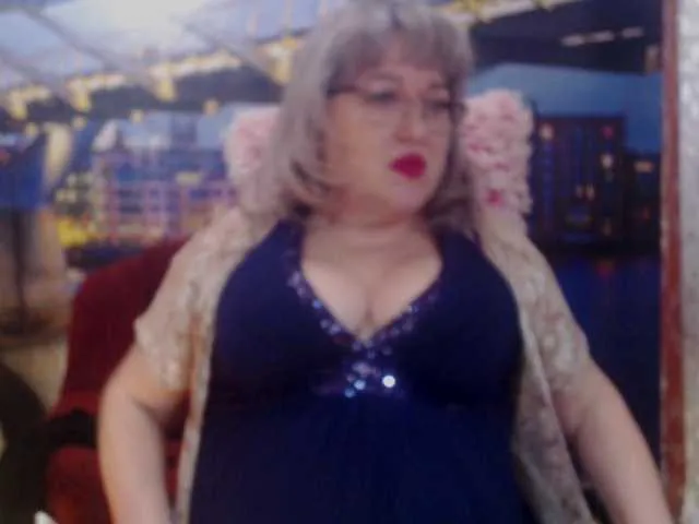 Live sex webcam photo for StarMarmelada #271406171