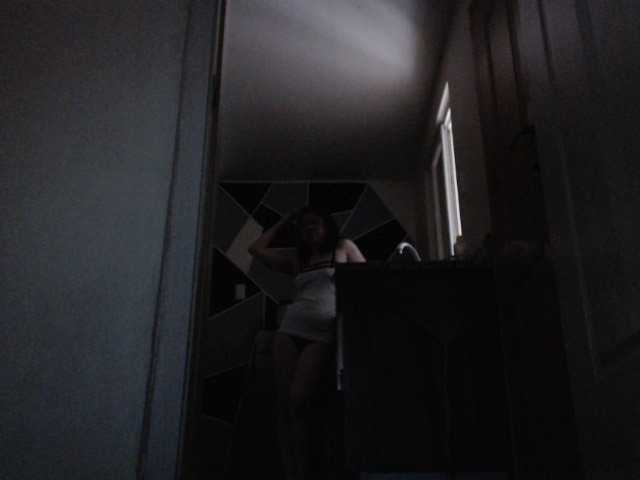 Live sex webcam photo for pussylips08 #271393562