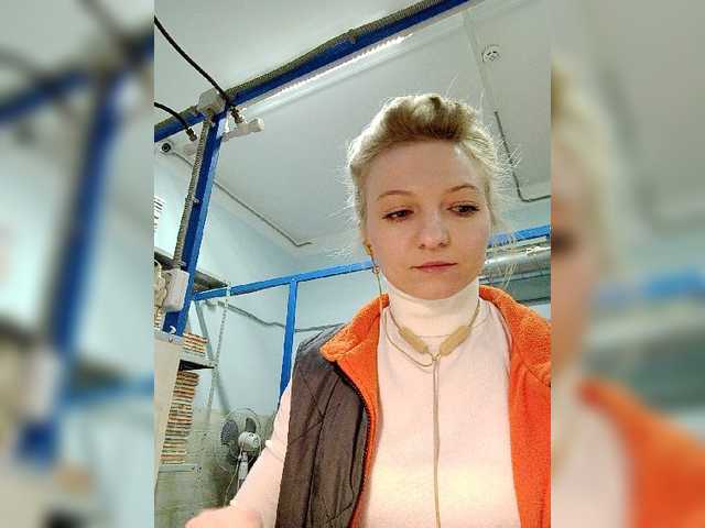 Live sex webcam photo for Anesteishen #271397115