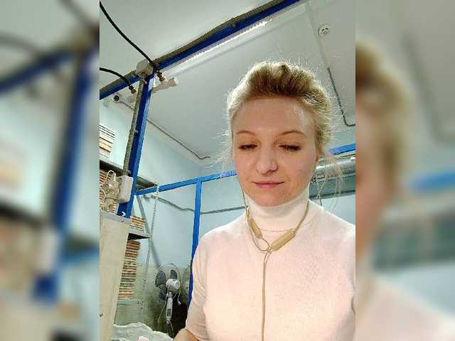 Live sex webcam photo for Anesteishen #271400894