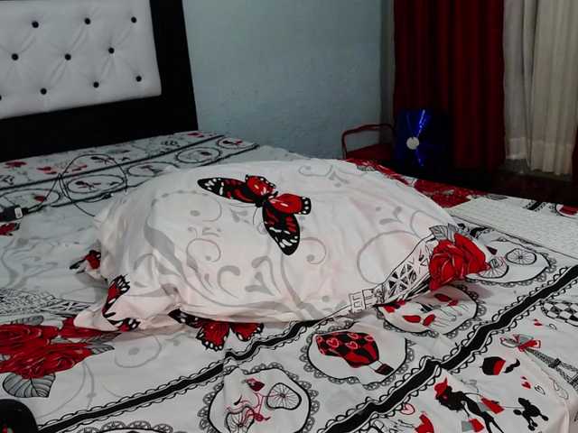 Live sex webcam photo for latinakitten- #271394509