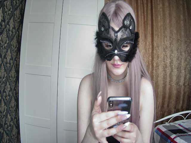 Live sex webcam photo for DeadlilypadY #271401255