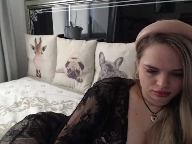 Live sex webcam photo for Lucritia #271401434