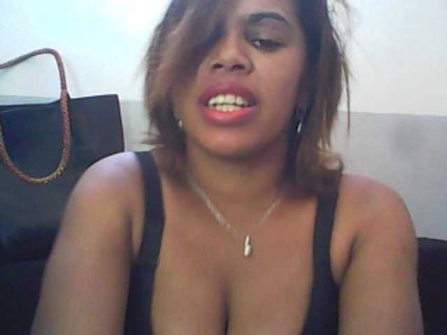 Live sex webcam photo for jojosquirt #271397739