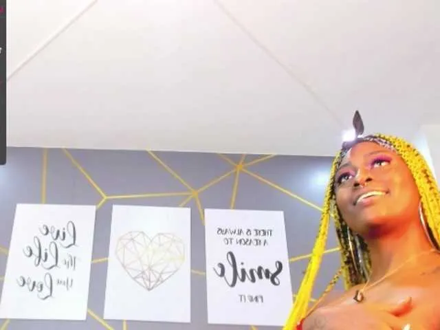 Live sex webcam photo for LanirTahurtt #271397754