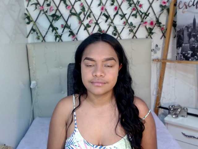 Live sex webcam photo for LilyPeytonx #271405609