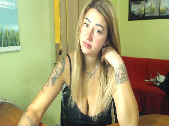 Live sex webcam photo for StasyAlex #271398622