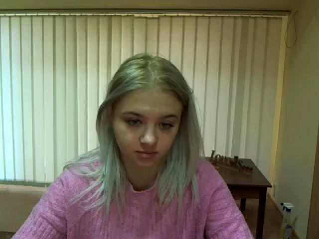 Live sex webcam photo for KalipsoHun #271399967