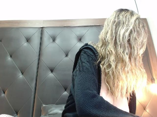 Live sex webcam photo for AnaSaenz #271406946