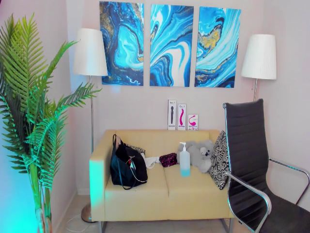 Live sex webcam photo for BountyVelery #271395916