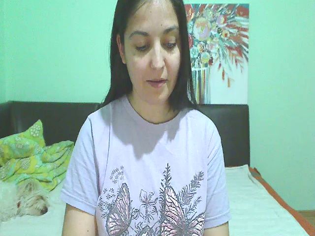 Live sex webcam photo for OneHotty #271408733