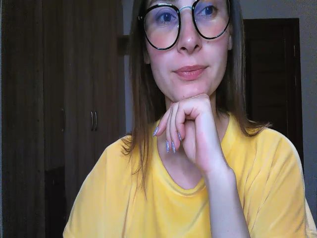 Live sex webcam photo for MisssSun #271403017