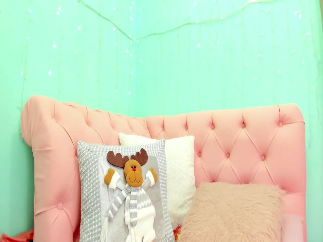 Live sex webcam photo for Kimberly_7 #271402175