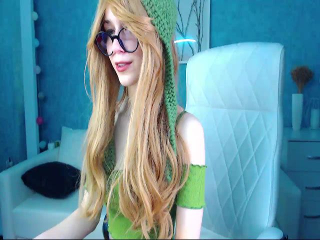 Live sex webcam photo for Shine_Eva #271397673