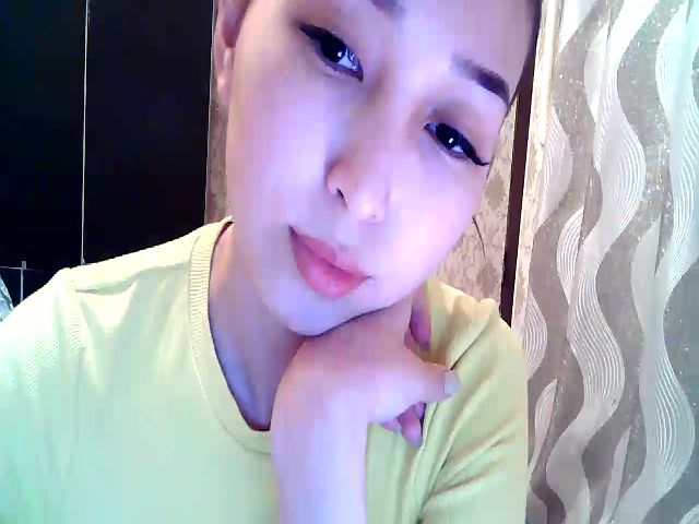 Live sex webcam photo for MissMolly____ #271408364