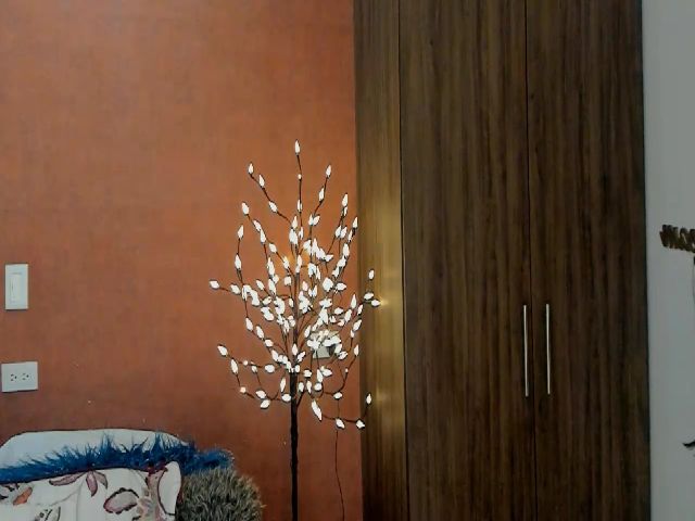 Live sex webcam photo for Forevermanu #271401898