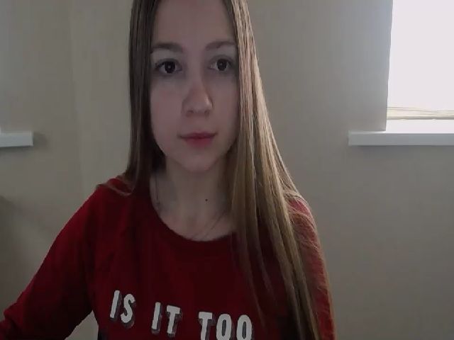 Live sex webcam photo for EmiStern #271398710