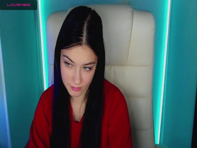 Live sex webcam photo for ReginaVin #271402242