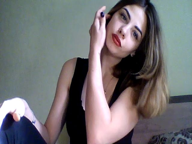 Live sex webcam photo for Linda_2S #271399567
