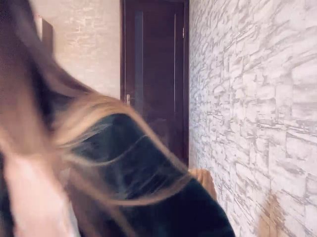 Live sex webcam photo for YourSonya_ #271398942