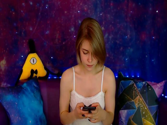 Live sex webcam photo for Lil_Beep #271395791