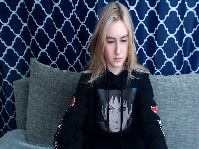 Live sex webcam photo for Honey_dream #271395584