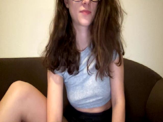 Live sex webcam photo for Kriss1924 #271407041