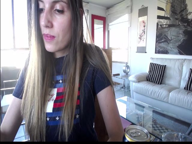 Live sex webcam photo for Alanaa_New #271408332