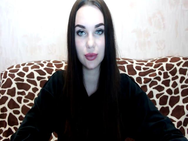 Live sex webcam photo for Gucci_mama #271408224