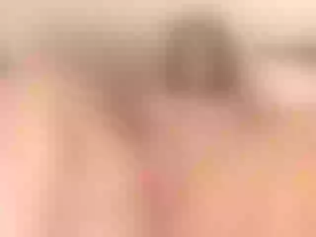Live sex webcam photo for Luu-queen #271397759