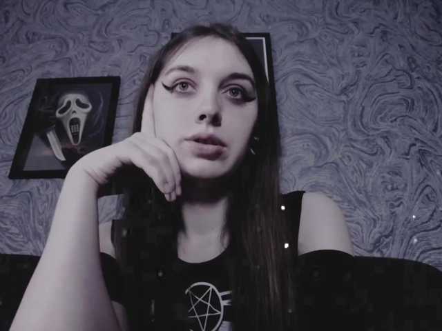 Live sex webcam photo for EllaDark #271401478