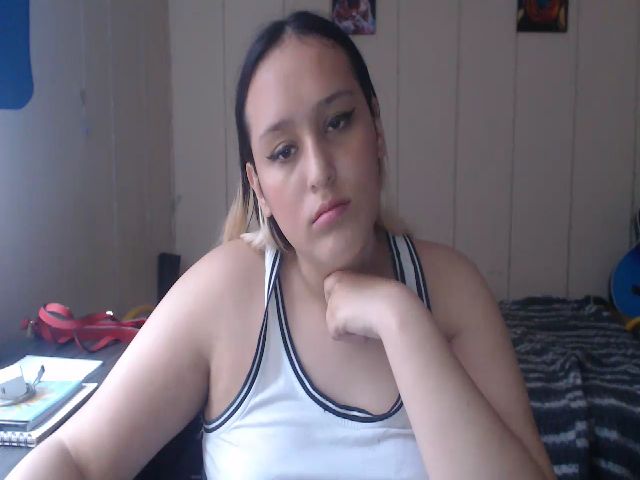 Live sex webcam photo for Sammy_branw18 #271407555