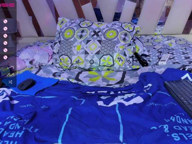 Live sex webcam photo for Donna-Milf #271398000