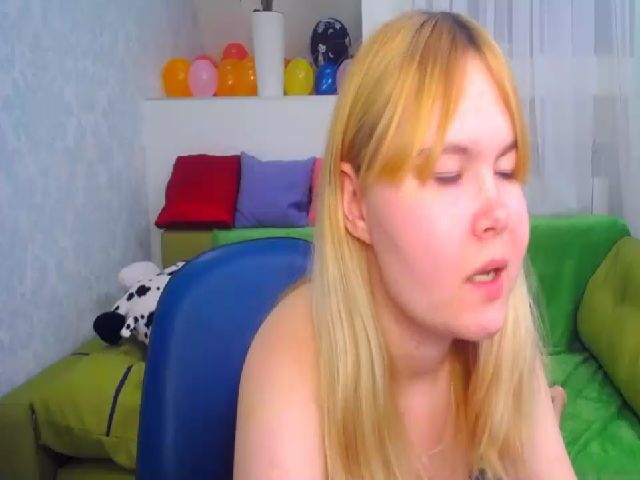 Live sex webcam photo for Helen_Swon #271408653