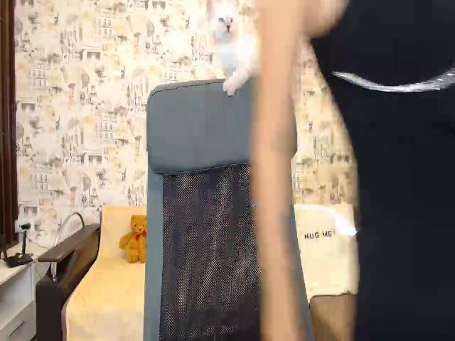 Live sex webcam photo for RedMoonlight #271395950