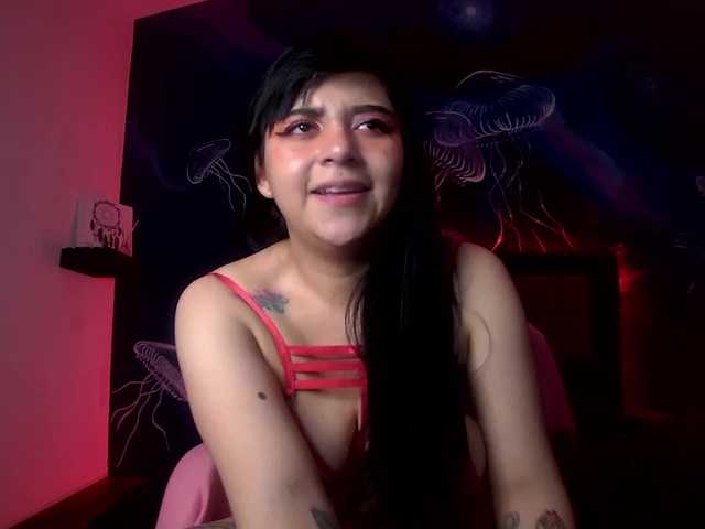 Live sex webcam photo for kim-blake #271392910